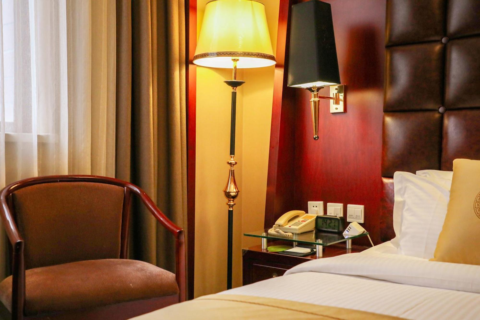 Jianguo Qianmen Beijing Hotel Екстериор снимка