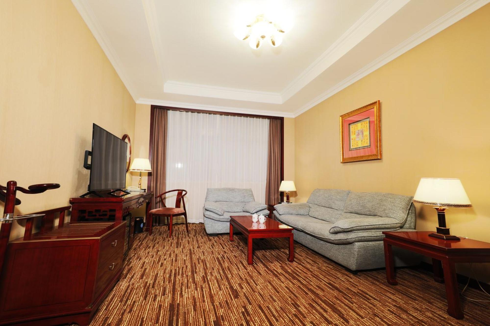 Jianguo Qianmen Beijing Hotel Екстериор снимка