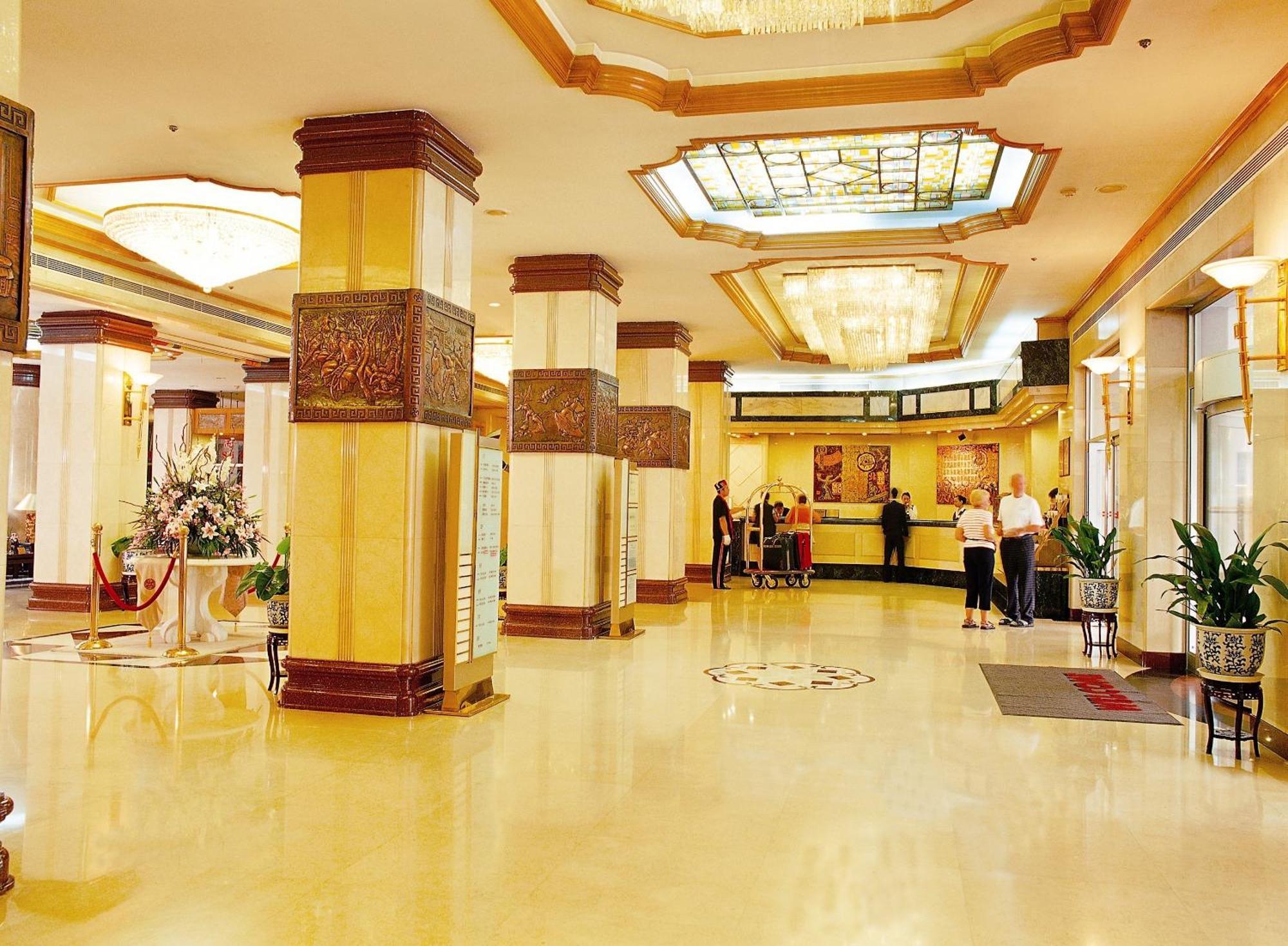 Jianguo Qianmen Beijing Hotel Екстериор снимка