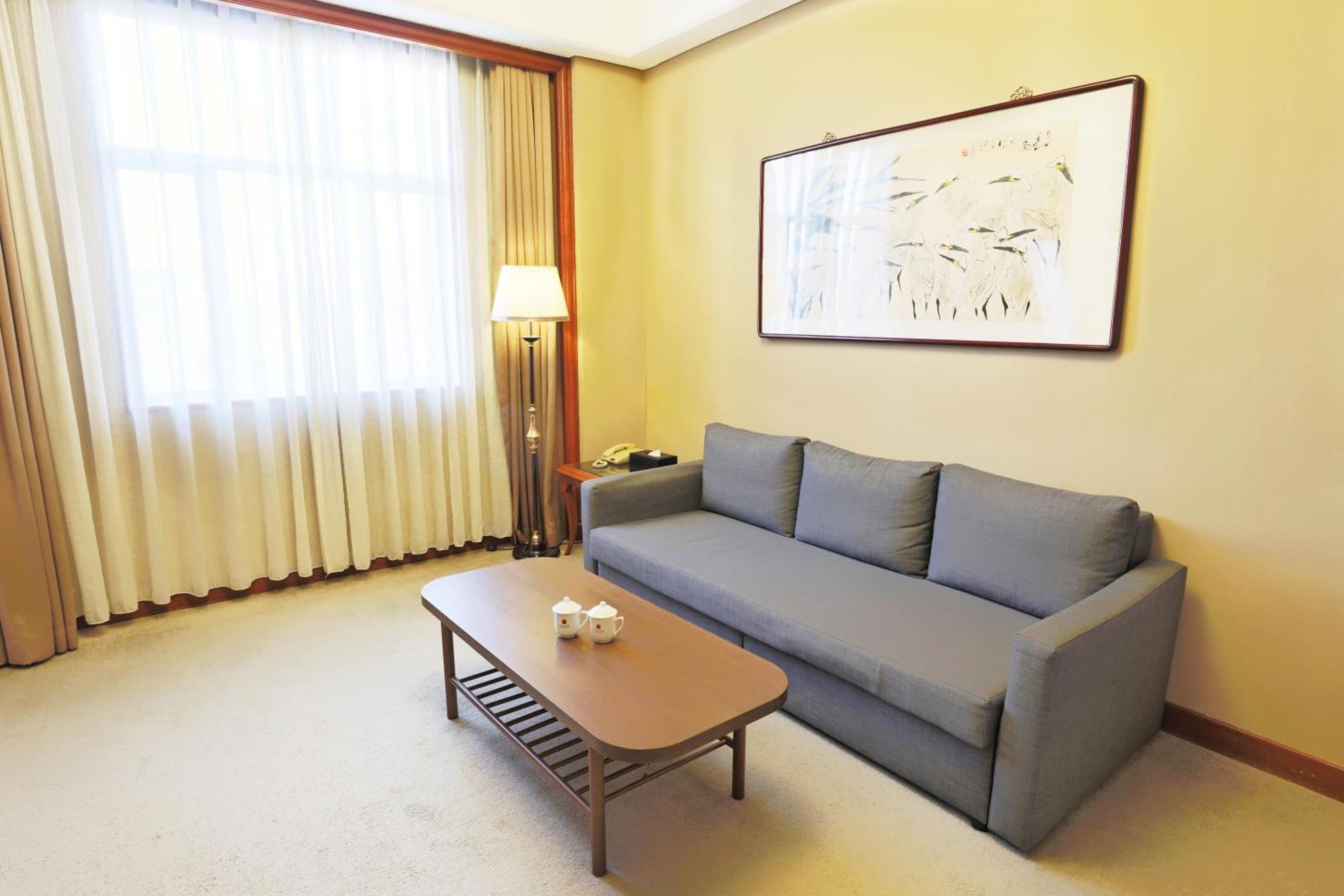 Jianguo Qianmen Beijing Hotel Екстериор снимка
